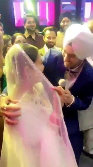 Neha &amp; rohan preet kärlek