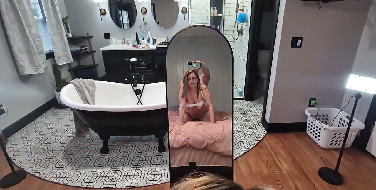 Real Amateur Wife Fucks Husband on Private Sextape