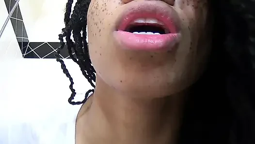 Islak tişört zamanı- tanrıça rosie reed ıslak tee küçük memeli azdırıyor-1080p hd