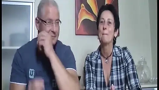 Nachbarstreffen Vierer - Geile Deutsche Nachbarn Tauschen & Ficken Roh Mit Blowjobs & Fingern