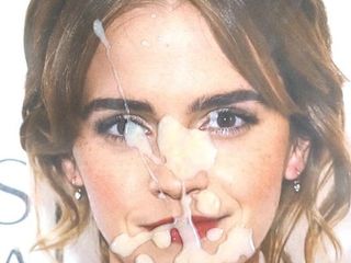 Cum tribute pour Emma Watson