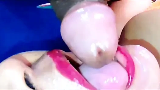 Индийская членососка бхабхи кончает в рот