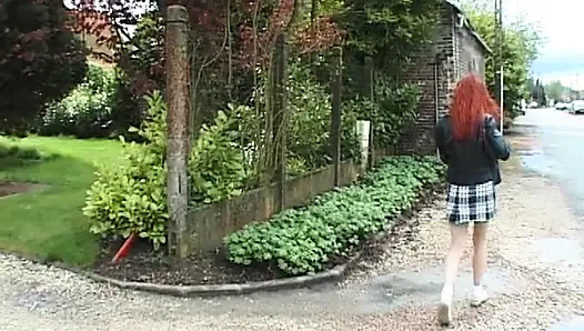 Kızıl Fransız bebek bu azgın kovboya tüm deliklerini veriyor