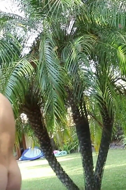 Csodálatosan szép nagy mellű szőke nagy faszon lovagol