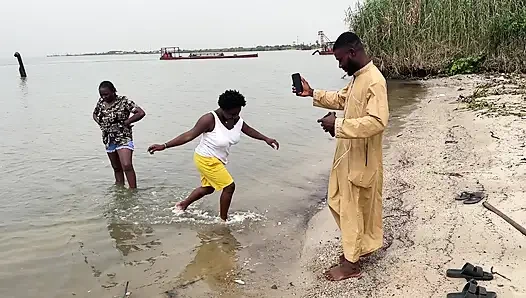 Мы за пределами Itxqueen Silver Anla и Африка