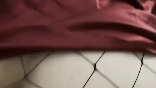 Ibu tiri dengan pantat montok brasil dientot habis-habisan