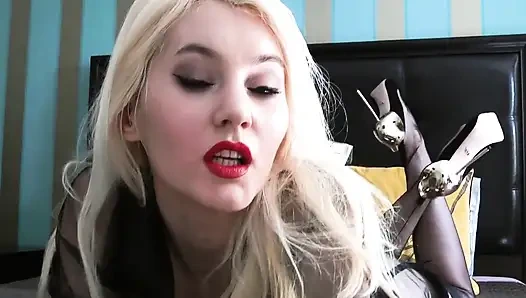 Strumpf-fetisch-dominanz