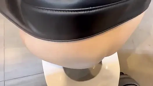 Deri sürtünmesiyle uğraşıyoruz ve bu bizi çok ıslatıyor