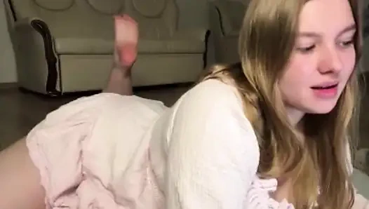 Ahegao с Jucielussie и подпрыгивающими большими натуральными сиськами