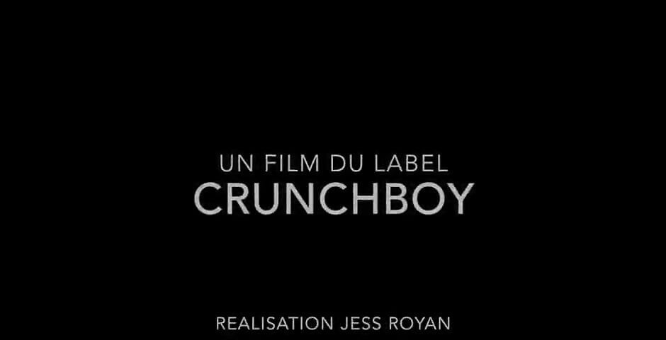 Sidhe karmchari ki Leo Rex dvara aautdor chudaee