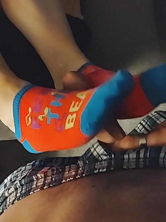 Hot Little Footjob - Pink & Blue Ankle Socks Sockjob - Cum On Socks
