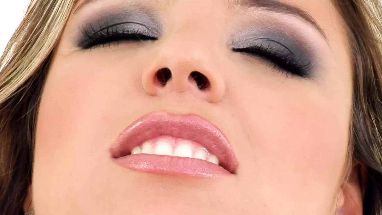 Gorgeous Peaches from Hungary, another great solo masturbation with speculum, oil, anal plugs and toys,  tEASER#1