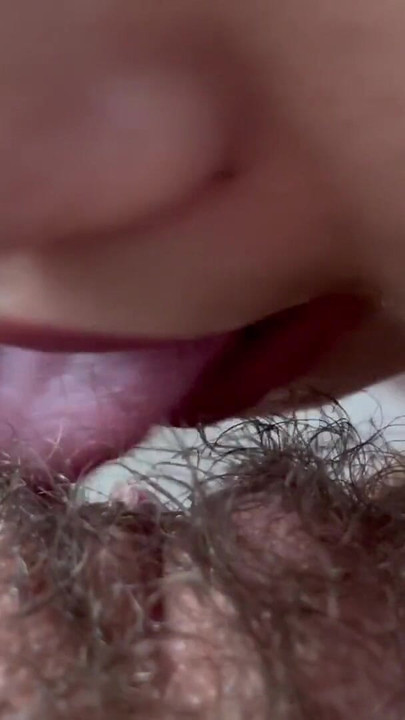 “我的毛茸茸的小阴蒂被吮吸 第一人称视角”的精彩时刻