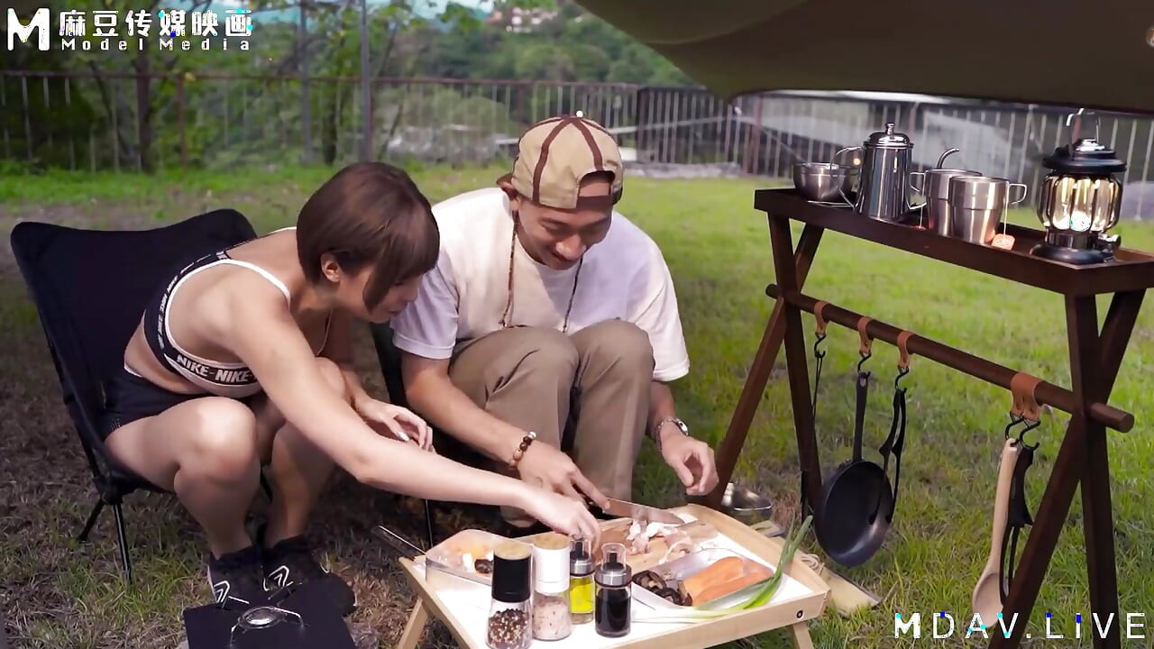 Mtvq19-ep1 Wild Exposure First Day1  Walking and Lewd Date