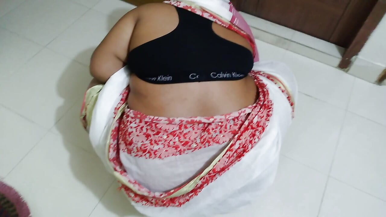 Stepson Fucked Stepmother While Cleaning House