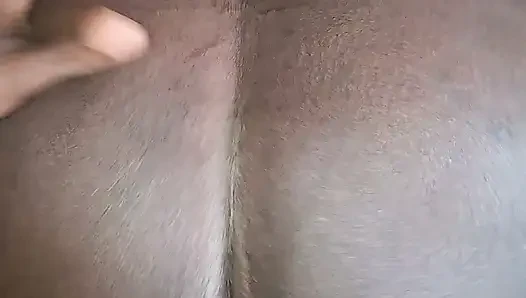 Ich ficke Josse's große hintern doggystyle auf meinem bett