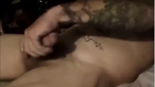 En seksi pis konuşan baba yükünü iki kez vuruyor! yüksek sesle orgazm