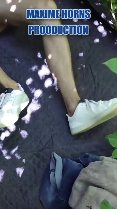 Vruća šuma s planinarom: sirovo pušenje i strast | Isječak 2