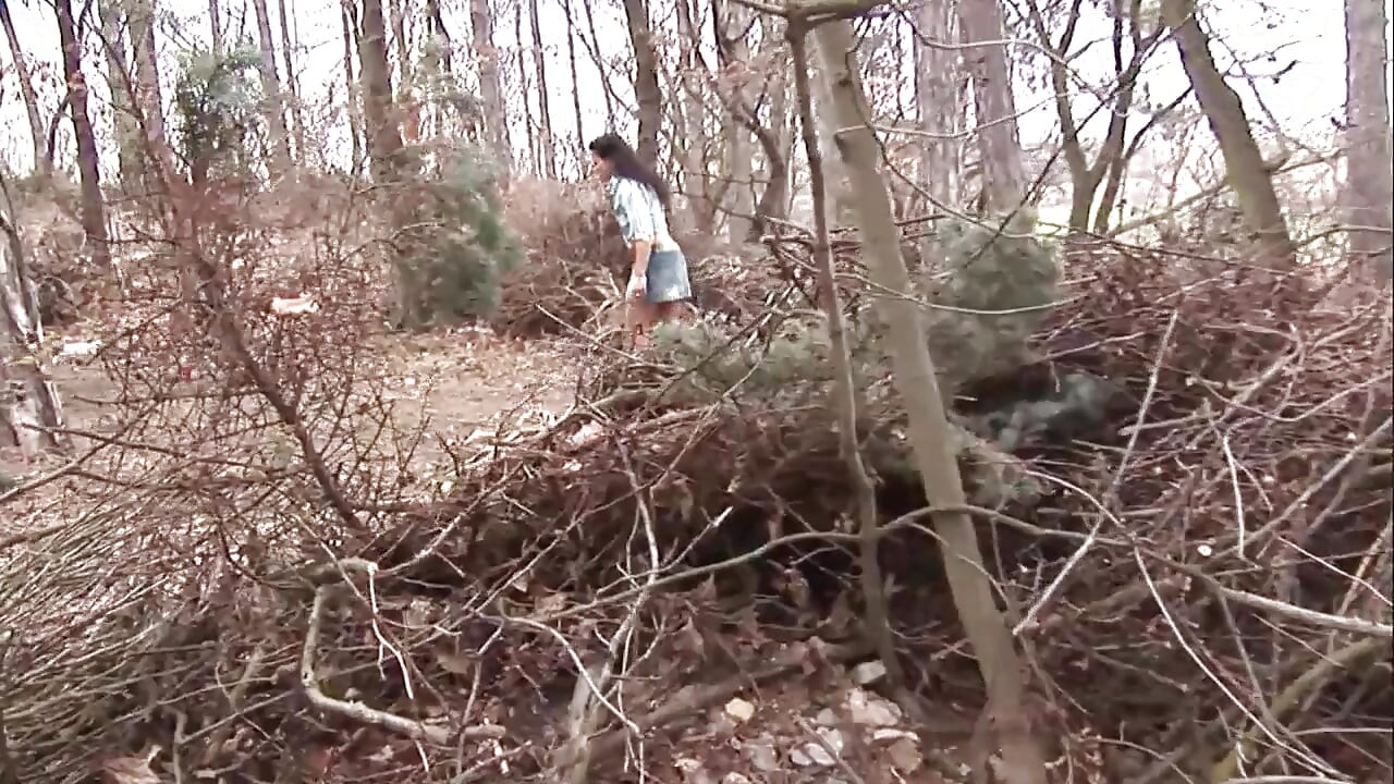 Sodomie brutale dans ma voiture avec une salope très pute !!