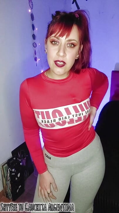 Η άπιστη φίλη σας επιδεικνύει εξογκώματα στο γυμναστήριο! Παίρνει σπίτι τον μεγαλύτερο κόκορα! JOI Αργεντινή 1