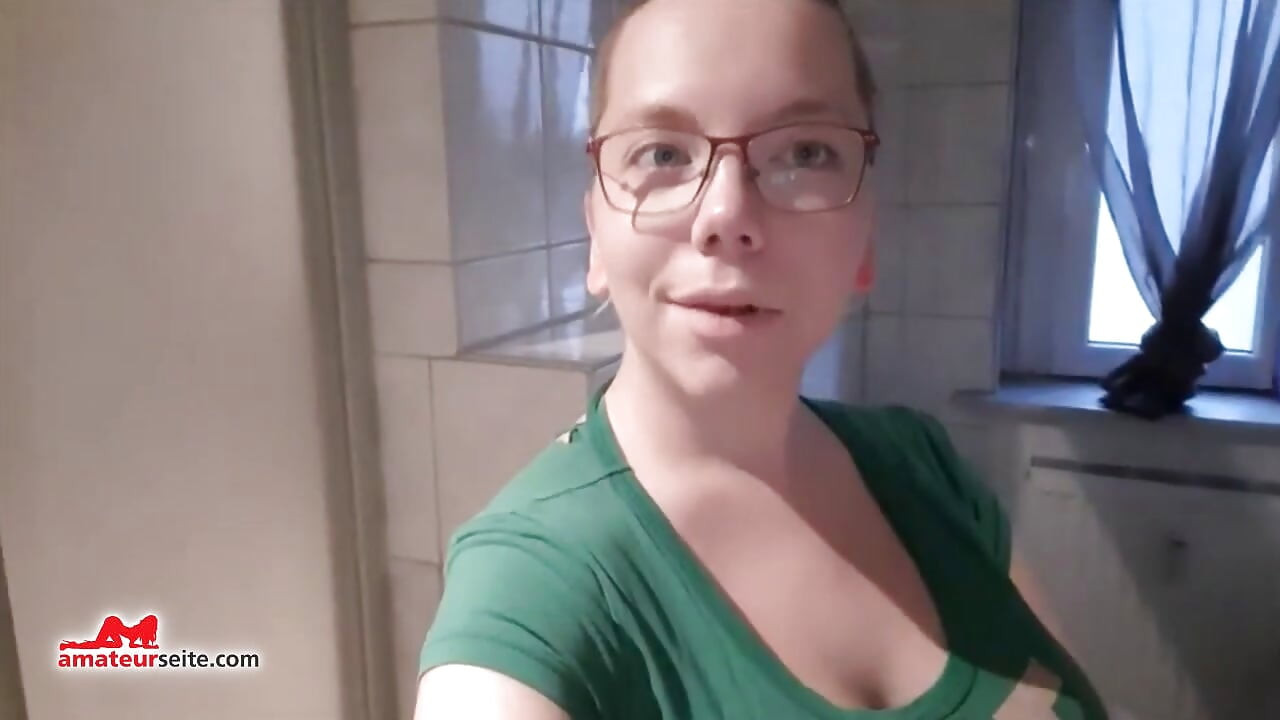 Vild amatör sammanställning med oralsex och het trekant