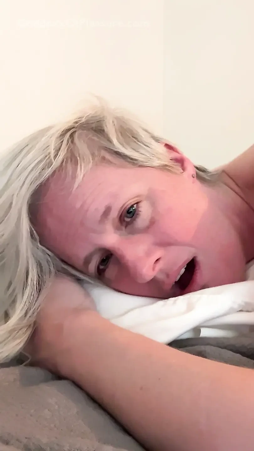 Horny MILF Can&rsquo;t Resist A Good Fucking