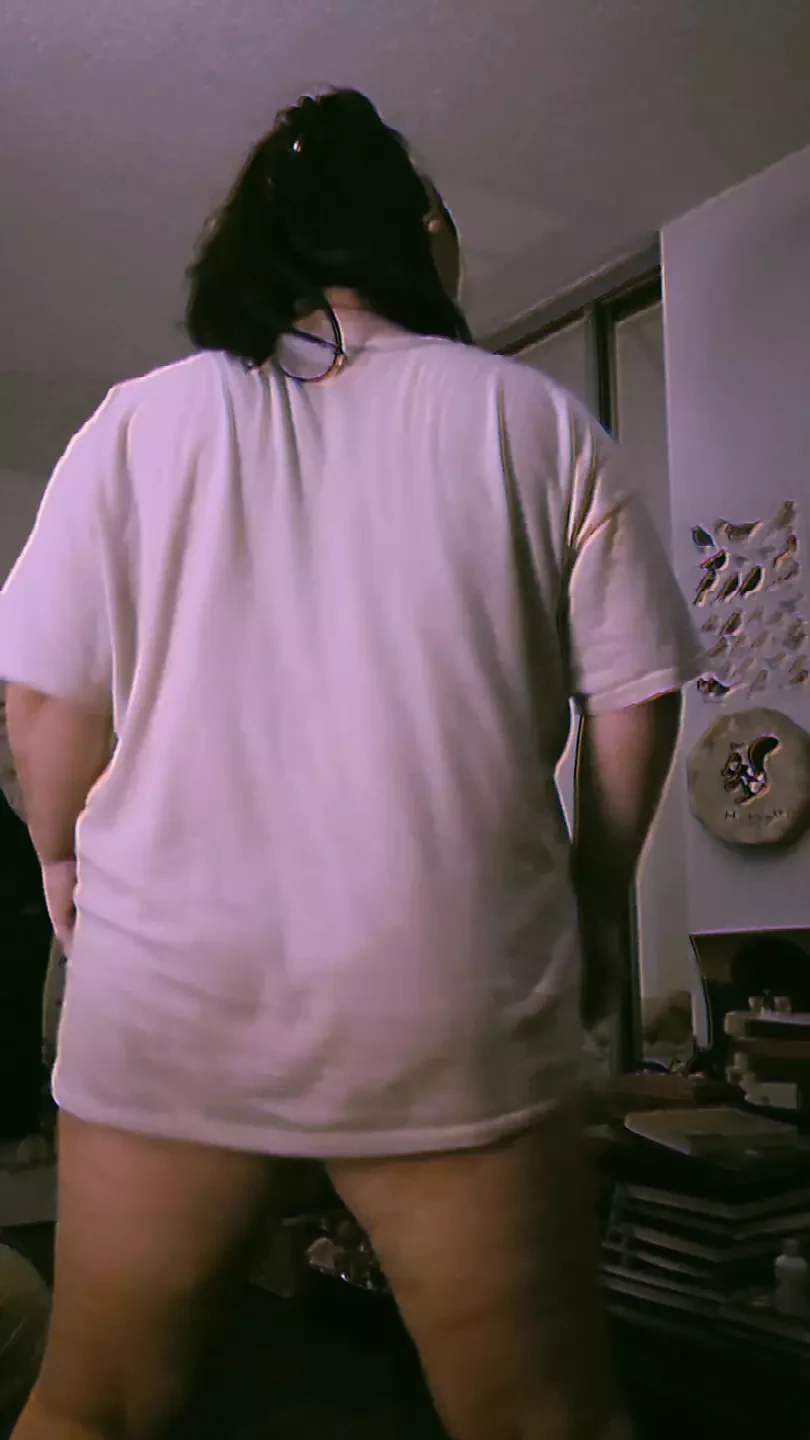 Shaking My Big Ass to Music