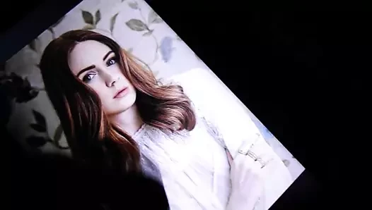 Karen Gillan'a boşalıyor #2