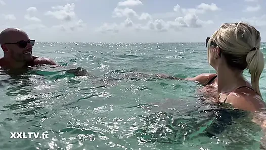 Miami'de lezbiyen baştan çıkarma