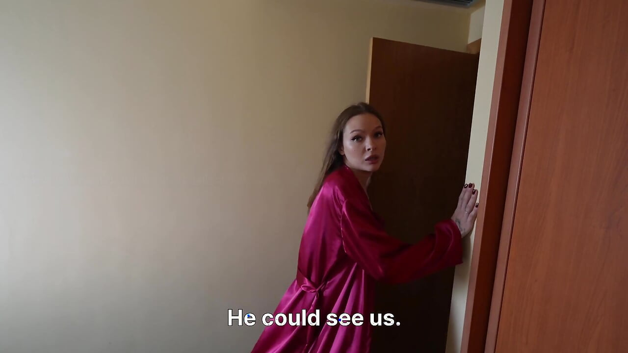 The Wife Cheats on Her Husband and Tries a Big Black Cock for the First Time.