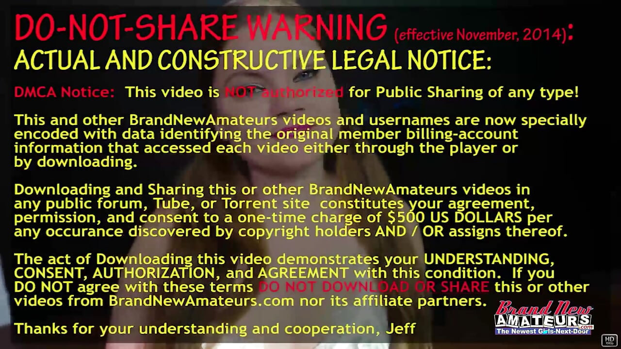 Adorável morena coed Lauren gosta de chupar um pau grande e suculento para ser fodida!