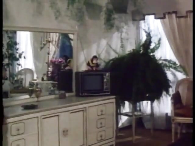 FFM 쓰리웨이에서 창녀를 빠는 Randy Cock