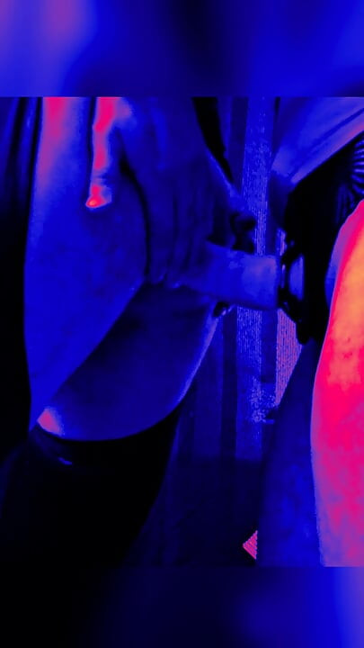 O pau dela no buraco dele