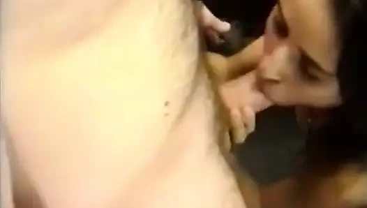 Michaelle, 20 jahre alt, die lutschen will!