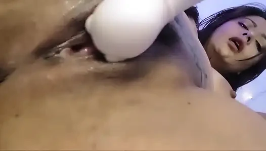 Memek behenol cewek ini dicrot di dalam