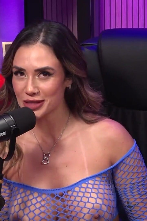 Podcast dengan awek panas Latina Alexia Dhein