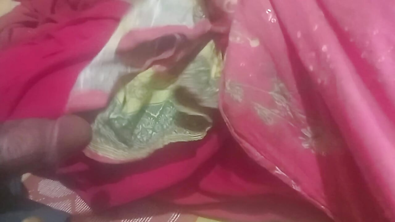 Насолоджуйтесь відео, красива дезі гаряча і сексуальна жінка і чоловік
