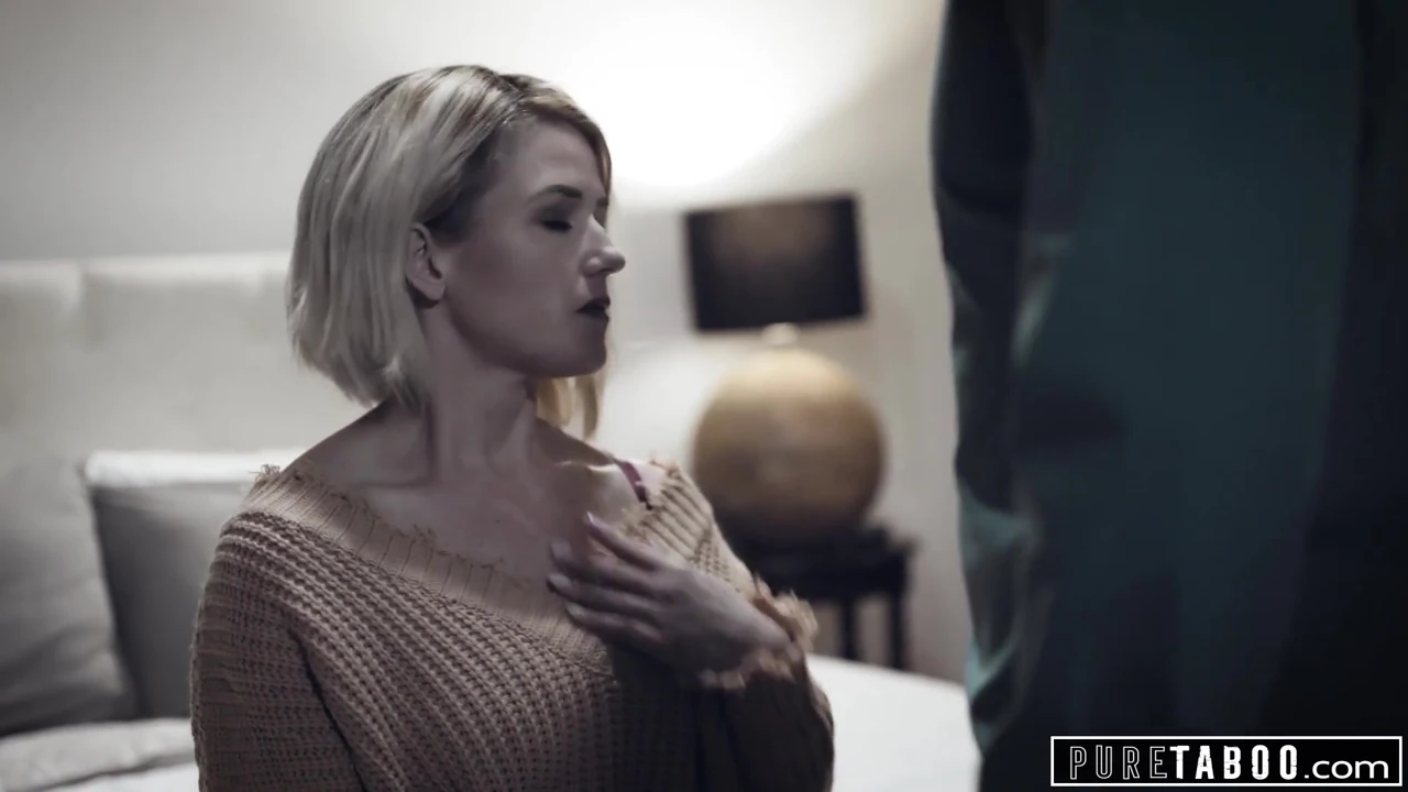 PURE TABOO Stepmom Helped Injured Step Son Pleasure Himself