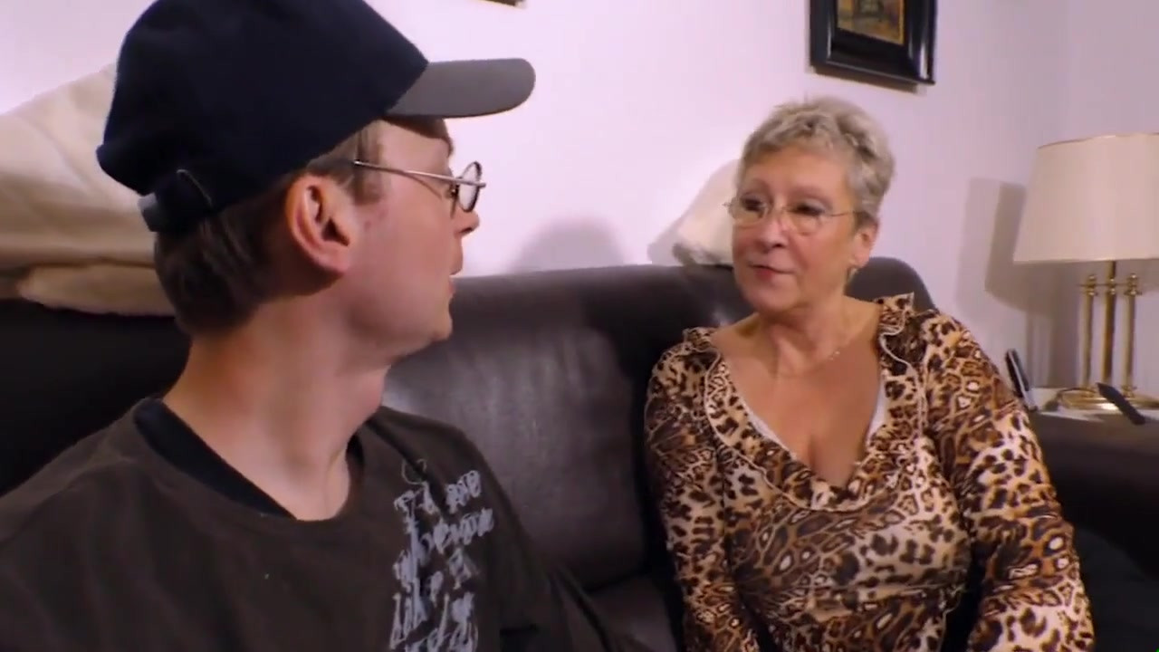 ファック私のおばあちゃん#02 - フル動画