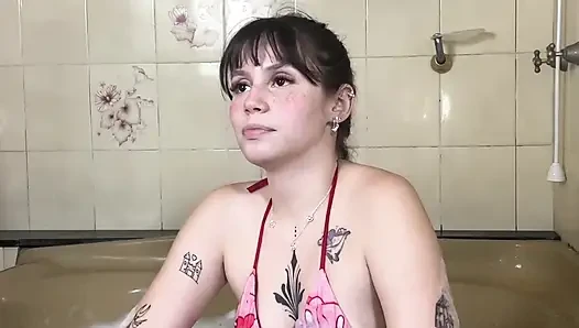 Hidro'da prezervatifsiz çift alışverişi yapıyor