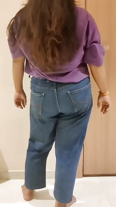 18 Year old desi Student Riyanshi showing her Big Natural Tits and fingering her Tight Pussy Homemade Video