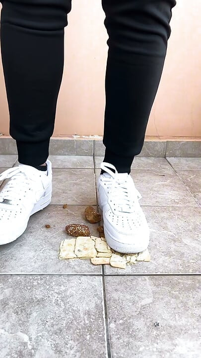 Teenboy Nike Air Force 1 Crush Food
