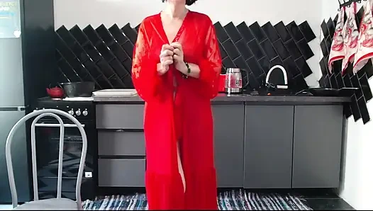 Das mädchen in rot ist sehr schön