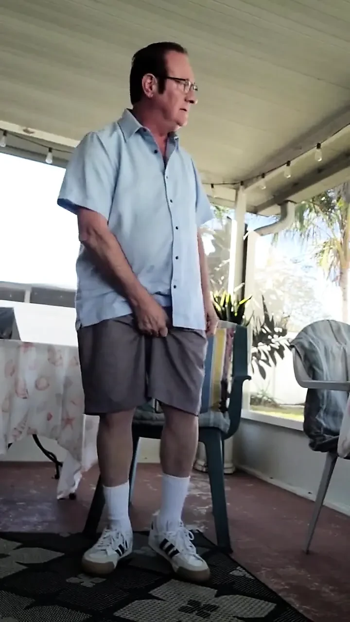 Cuming Outside