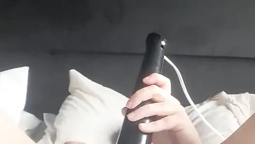 Orta yaşlı seksi kadın sihirli değnek