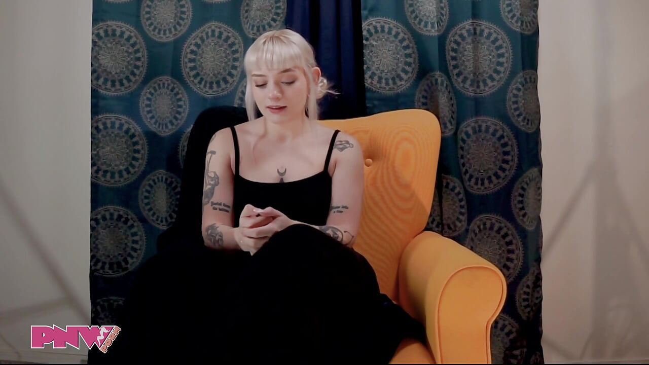 Naomi Nash Interview Plus Solo Play