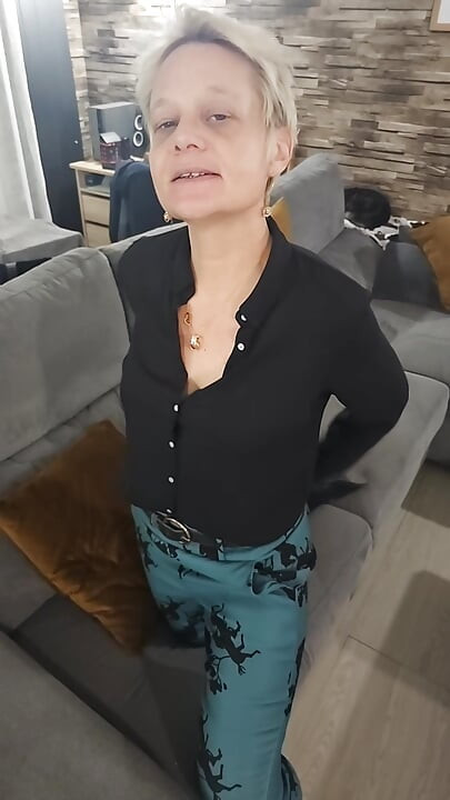 After a Great Blowjob, He Takes My Pussy Hard