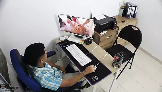 Boss Fucks His Employee in His Office and Is Discovered by His Other Employee - Porn in Spanish
