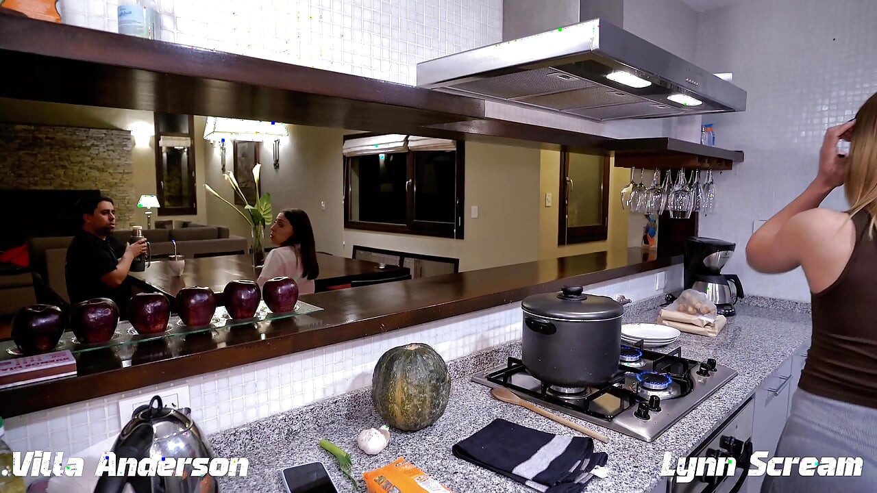 Holiday, eu levo uma foda forte na COZINHA | Cornos à vista 👀