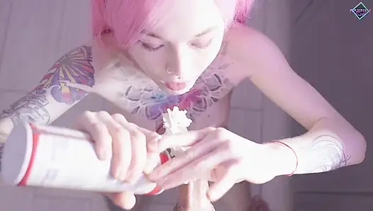 Food Porn&juicy Blowjob in Kitchen